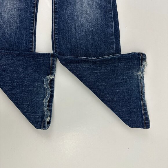 Old Navy Curvy Mid Rise Bootcut Women's size 4P Dark Wash Blue Denim Jeans - Picture 3 of 6